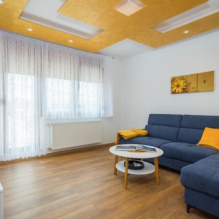 Lumalu Lägenhet Galižana Exteriör bild